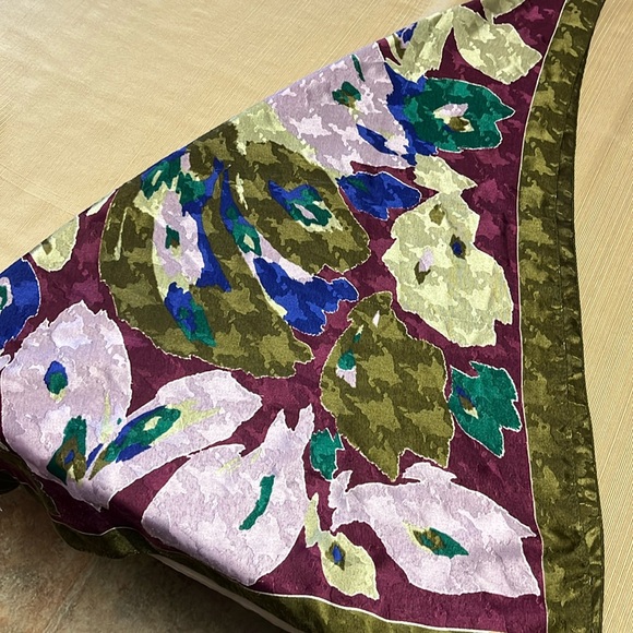 Scarf made in Italy - Picture 1 of 2